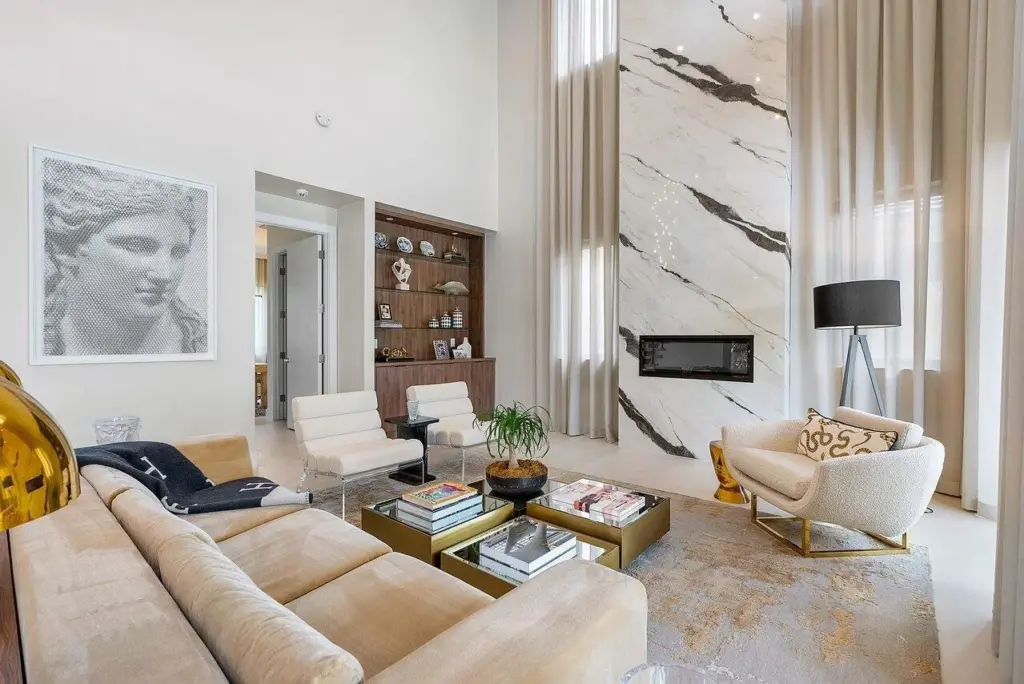 4fd9e592c4ad09b4106c28d363e3c00bl-m959690368od-w1024_h768_x2